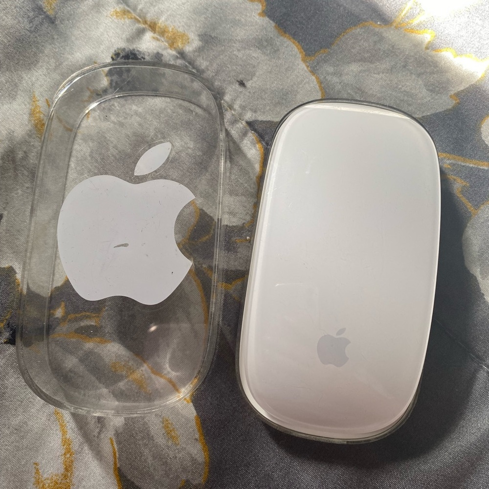 Apple Magic Mouse